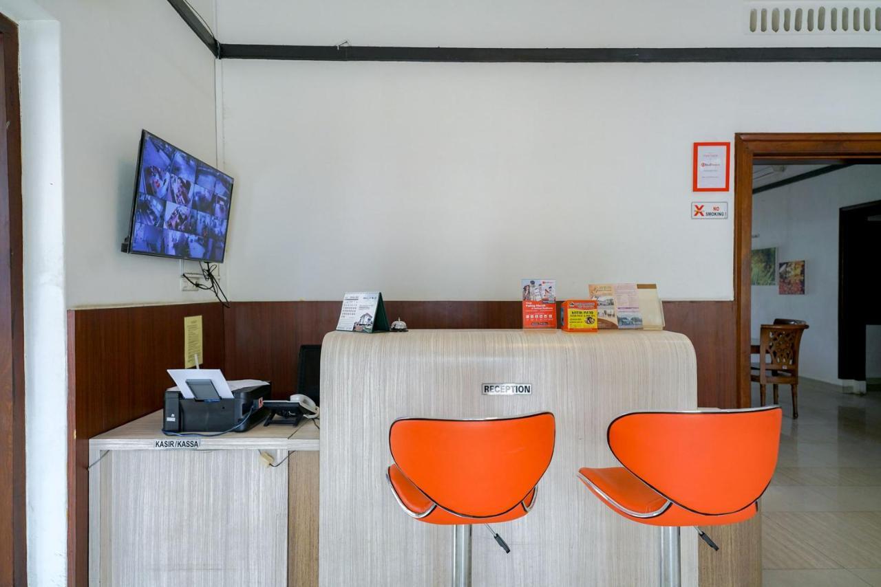 Reddoorz @ Avros Guest House ميدان المظهر الخارجي الصورة