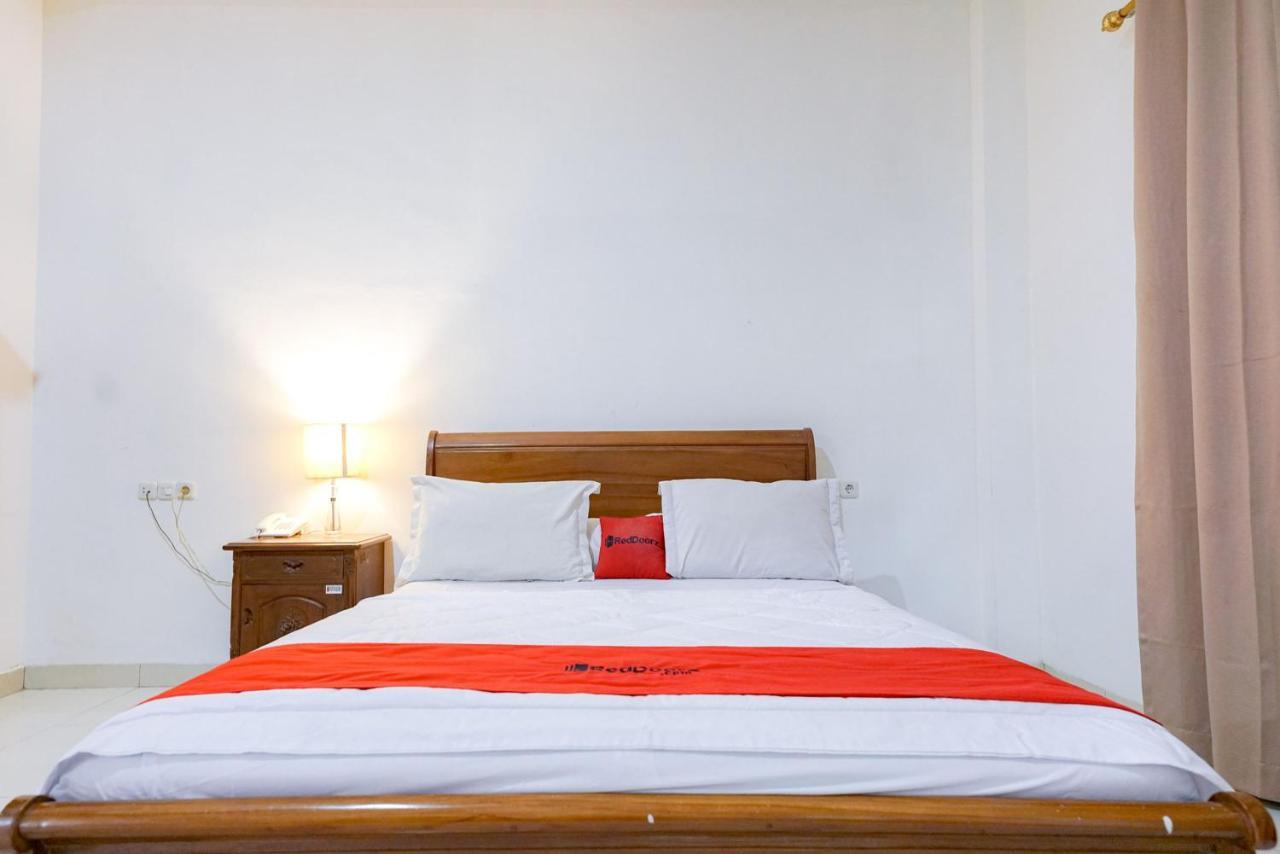 Reddoorz @ Avros Guest House ميدان المظهر الخارجي الصورة