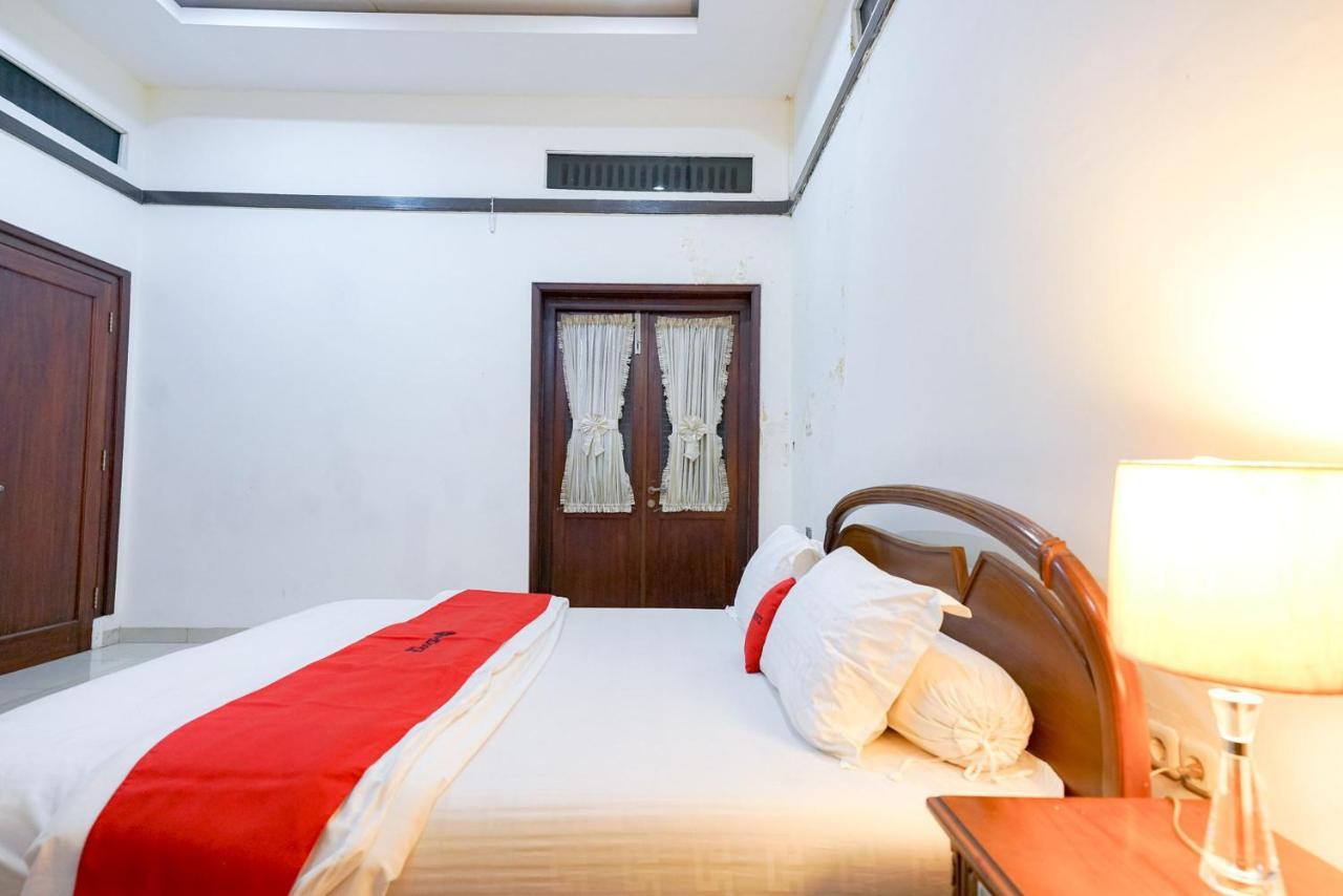 Reddoorz @ Avros Guest House ميدان المظهر الخارجي الصورة