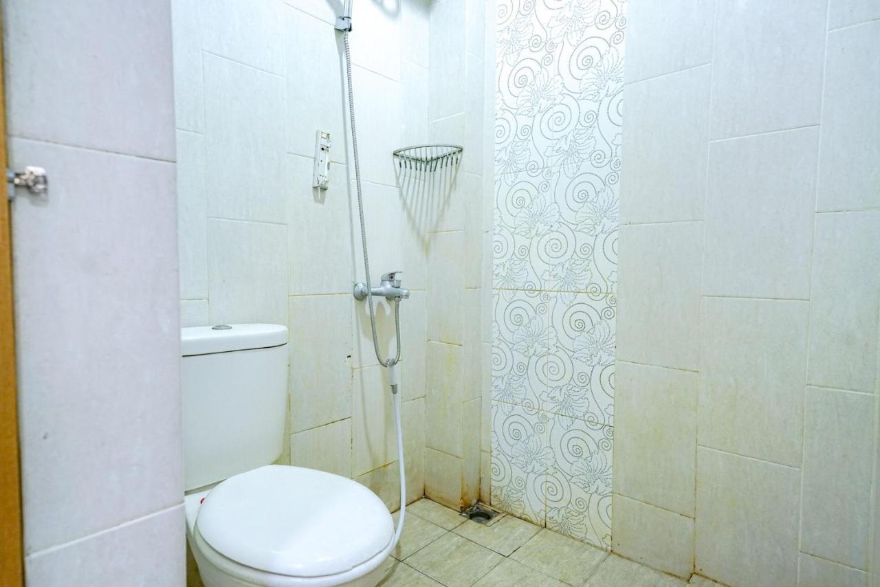 Reddoorz @ Avros Guest House ميدان المظهر الخارجي الصورة